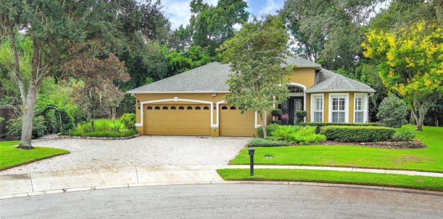 Villa ou maison à Winter Springs, Floride 4 chambres, 234.11 m2 № 2408049