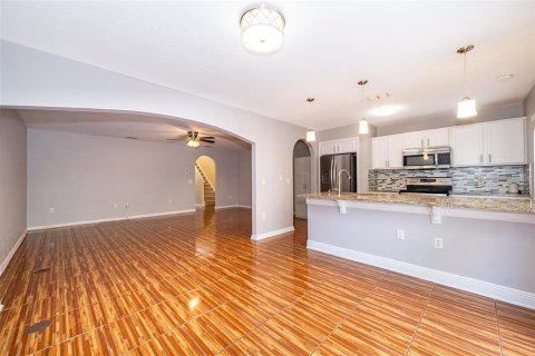 Adosado en alquiler en Kissimmee, Florida, 3 dormitorios, 158.21 m2 № 1912993 - foto 12