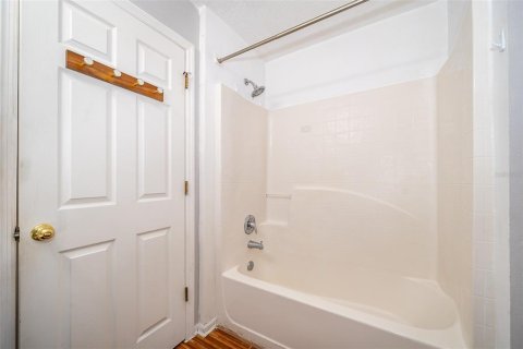 Adosado en alquiler en Kissimmee, Florida, 3 dormitorios, 158.21 m2 № 1912993 - foto 22