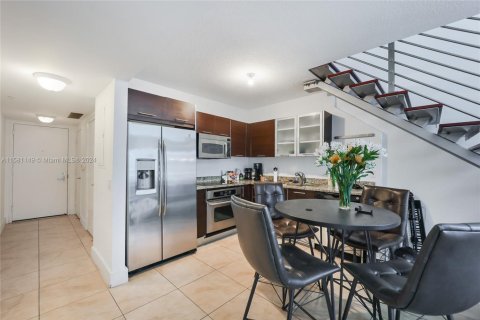 Купить кондоминиум в Майами, Флорида 1 спальня, 91.69м2, № 1978195 - фото 3