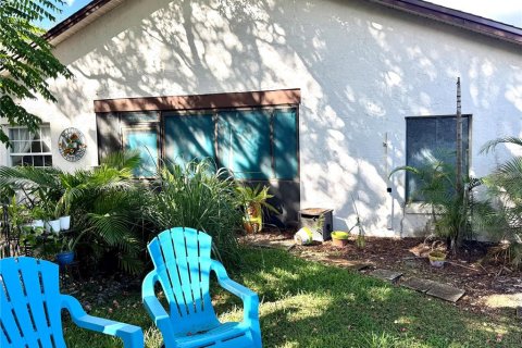 Villa ou maison à vendre à Casselberry, Floride: 2 chambres, 110.74 m2 № 2427112 - photo 25