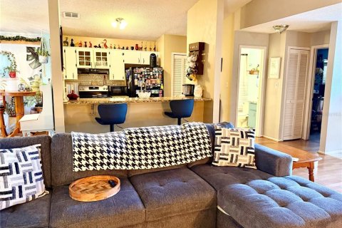 Villa ou maison à vendre à Casselberry, Floride: 2 chambres, 110.74 m2 № 2427112 - photo 5