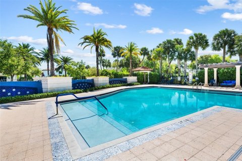 Adosado en venta en Pembroke Pines, Florida, 3 dormitorios, 183.48 m2 № 2057992 - foto 27