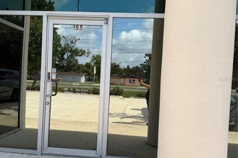 Commercial property in Orlando, Florida № 2203013