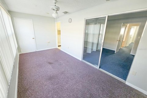 Condominio en venta en Gulfport, Florida, 2 dormitorios, 104.05 m2 № 1916555 - foto 9