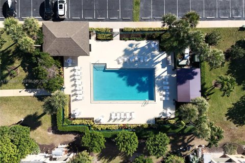 Condo in Jupiter, Florida, 2 bedrooms  № 1999948 - photo 26