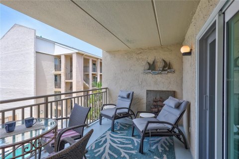 Condo in Sarasota, Florida, 1 bedroom  № 1680242 - photo 13