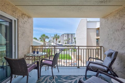 Condo in Sarasota, Florida, 1 bedroom  № 1680242 - photo 12