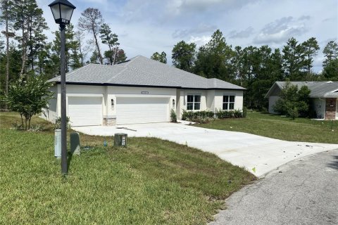 Casa en venta en Brooksville, Florida, 4 dormitorios, 194.35 m2 № 2221395 - foto 3