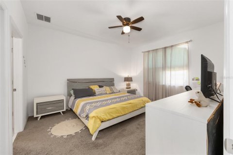 House in Ocala, Florida 3 bedrooms, 148.09 sq.m. № 1750669 - photo 9