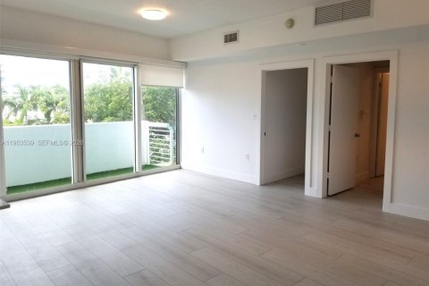 Condominio en alquiler en Miami Beach, Florida, 2 dormitorios, 120.12 m2 № 2054831 - foto 5