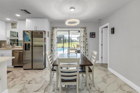 Villa ou maison à vendre à Punta Gorda, Floride: 3 chambres, 180.6 m2 № 1917195 - photo 11