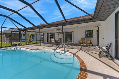 Villa ou maison à vendre à Punta Gorda, Floride: 3 chambres, 180.6 m2 № 1917195 - photo 3