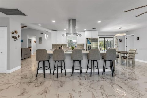 Villa ou maison à vendre à Punta Gorda, Floride: 3 chambres, 180.6 m2 № 1917195 - photo 13