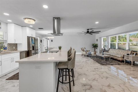 Villa ou maison à vendre à Punta Gorda, Floride: 3 chambres, 180.6 m2 № 1917195 - photo 9