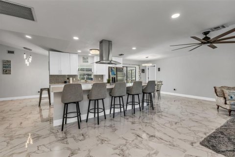 Villa ou maison à vendre à Punta Gorda, Floride: 3 chambres, 180.6 m2 № 1917195 - photo 14