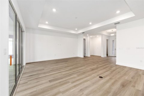 Casa en venta en Ocala, Florida, 3 dormitorios, 220.46 m2 № 1913197 - foto 12