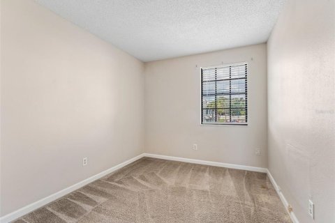 Adosado en alquiler en Tampa, Florida, 3 dormitorios, 122.07 m2 № 1885268 - foto 15