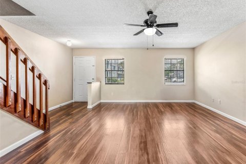 Adosado en alquiler en Tampa, Florida, 3 dormitorios, 122.07 m2 № 1885268 - foto 7