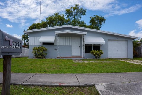 Дом в Вест-Парк, Флорида 3 спальни, 96.25м2 № 2047991