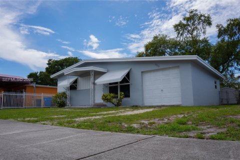 Купить виллу или дом в Вест-Парк, Флорида 3 спальни, 96.25м2, № 2047991 - фото 16