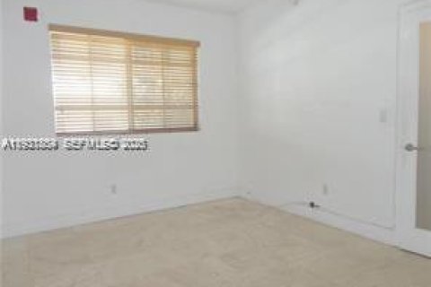 Copropriété à louer à Miami Beach, Floride: 1 chambre, 55.28 m2 № 1990760 - photo 8