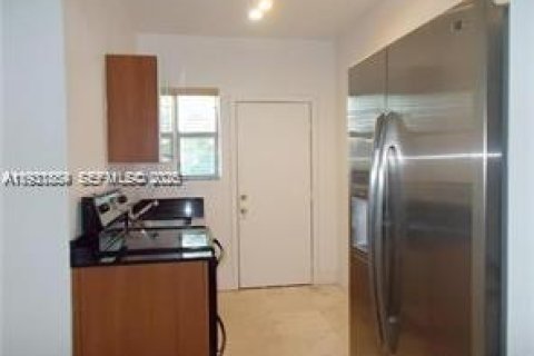 Copropriété à louer à Miami Beach, Floride: 1 chambre, 55.28 m2 № 1990760 - photo 5