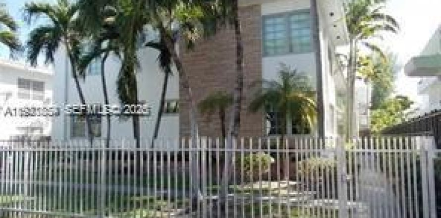 Condo à Miami Beach, Floride, 1 chambre  № 1990760