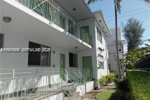 Copropriété à louer à Miami Beach, Floride: 1 chambre, 55.28 m2 № 1990760 - photo 2