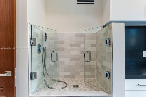 Villa ou maison à vendre à Fort Lauderdale, Floride: 8 chambres, 874.77 m2 № 2421231 - photo 28