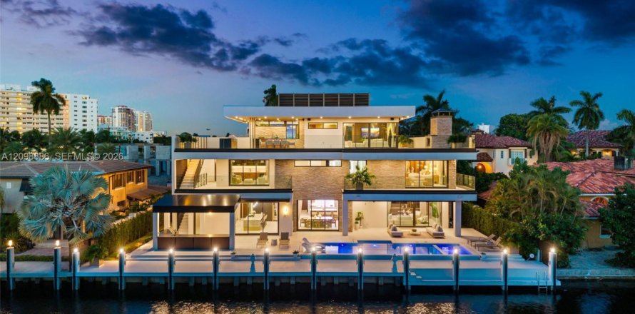 Villa ou maison à Fort Lauderdale, Floride 8 chambres, 874.77 m2 № 2421231