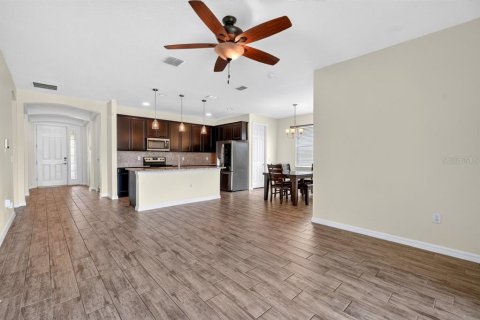 Casa en venta en Sanford, Florida, 5 dormitorios, 210.89 m2 № 2277020 - foto 7