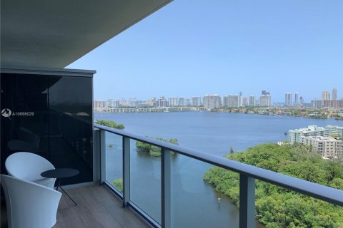 Condominio en venta en North Miami, Florida, 2 dormitorios, 102.84 m2 № 1710682 - foto 8