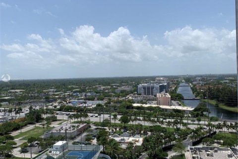 Condominio en venta en North Miami, Florida, 2 dormitorios, 102.84 m2 № 1710682 - foto 13