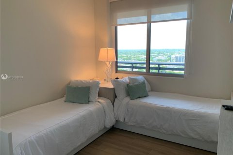 Condominio en venta en North Miami, Florida, 2 dormitorios, 102.84 m2 № 1710682 - foto 11