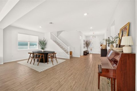 House in Ocala, Florida 5 bedrooms, 319.96 sq.m. № 2302331 - photo 24