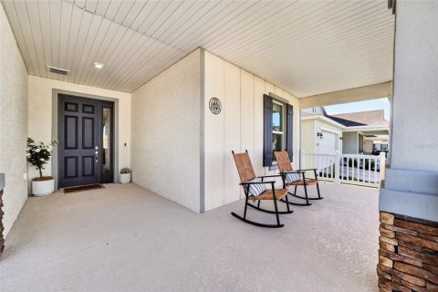 House in Ocala, Florida 5 bedrooms, 319.96 sq.m. № 2302331 - photo 9