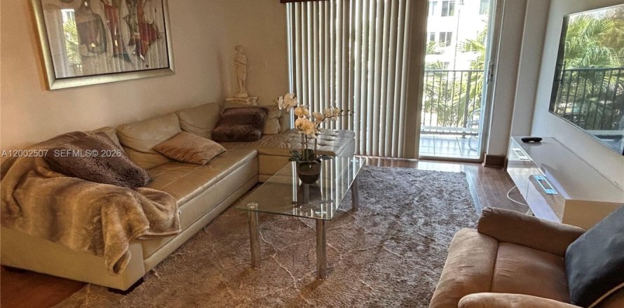 Condo à Sunny Isles Beach, Floride, 2 chambres  № 2170347