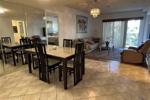 Copropriété à louer à Sunny Isles Beach, Floride: 2 chambres, 90.12 m2 № 2170347 - photo 14