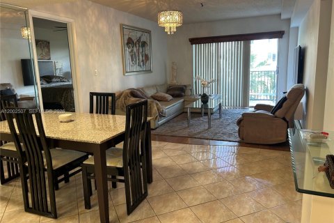 Copropriété à louer à Sunny Isles Beach, Floride: 2 chambres, 90.12 m2 № 2170347 - photo 13
