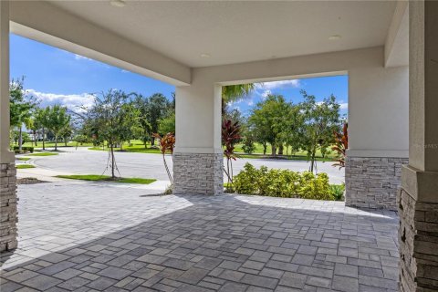 House in Four Corners, Florida 13 bedrooms, 588.35 sq.m. № 2218493 - photo 6