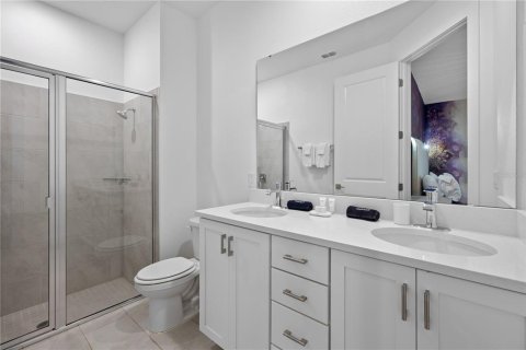 House in Four Corners, Florida 13 bedrooms, 588.35 sq.m. № 2218493 - photo 30