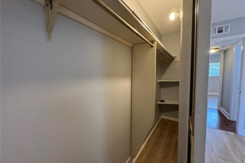 Снять в аренду кондоминиум в Тампа, Флорида 4 комнаты, 75.25м2, № 2102094 - фото 19