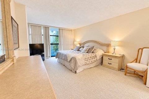 Copropriété à vendre à Hallandale Beach, Floride: 1 chambre, 85.01 m2 № 2390416 - photo 7