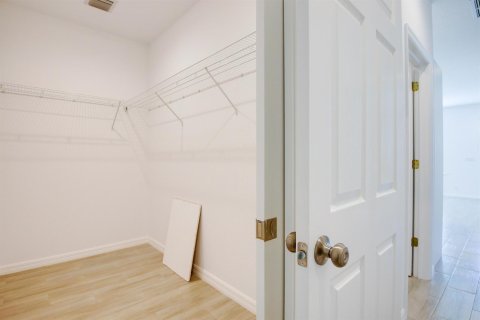 Apartment in West Palm Beach, Florida 2 bedrooms, 105.91 sq.m. № 2309114 - photo 7