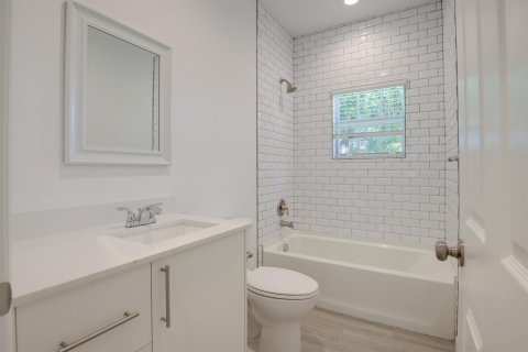 Apartment in West Palm Beach, Florida 2 bedrooms, 105.91 sq.m. № 2309114 - photo 8
