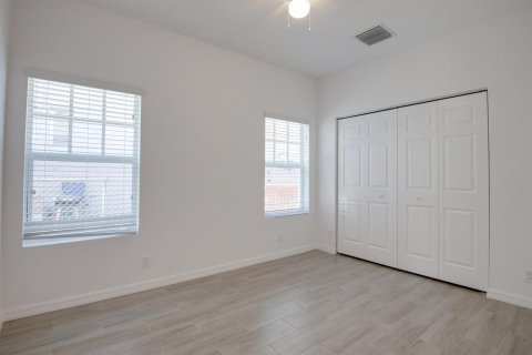 Apartment in West Palm Beach, Florida 2 bedrooms, 105.91 sq.m. № 2309114 - photo 10