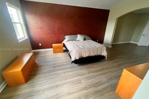 Casa en alquiler en Doral, Florida, 4 dormitorios, 246.01 m2 № 2055291 - foto 12
