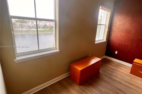 Casa en alquiler en Doral, Florida, 4 dormitorios, 246.01 m2 № 2055291 - foto 14