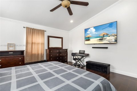 House in Coconut Creek, Florida 3 bedrooms, 190.91 sq.m. № 1988844 - photo 21